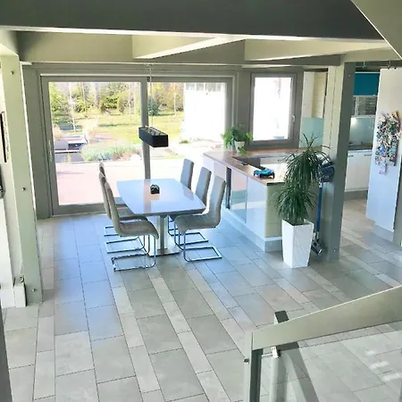 빌라 Ablakanapra 머트러푸레드