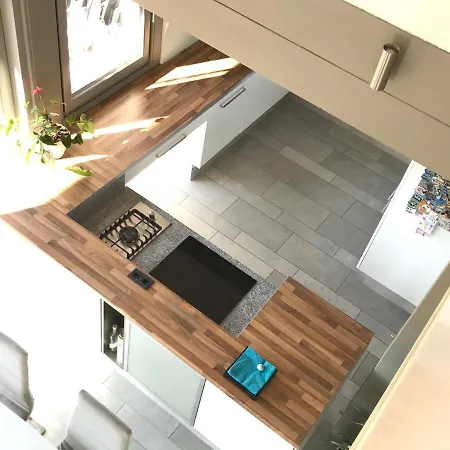 Ablakanapra 머트러푸레드